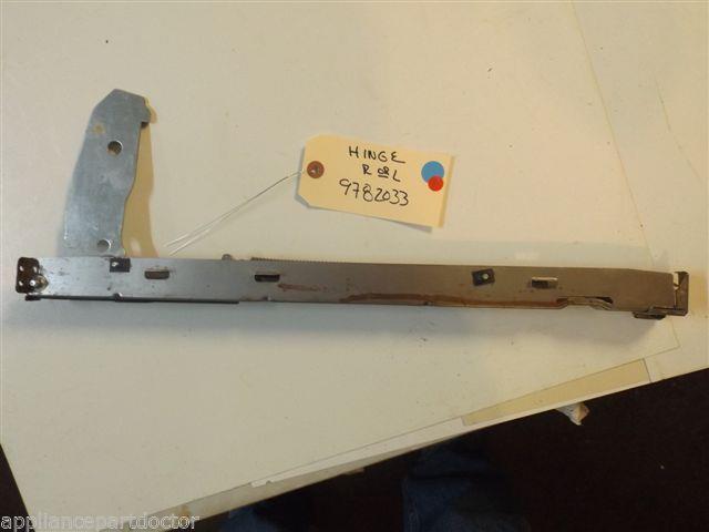 WHIRLPOOL STOVE 9782033 Hinge, Door R Or L used WHIRLPOOL STOVE 9782033 Hinge, Door R Or L used